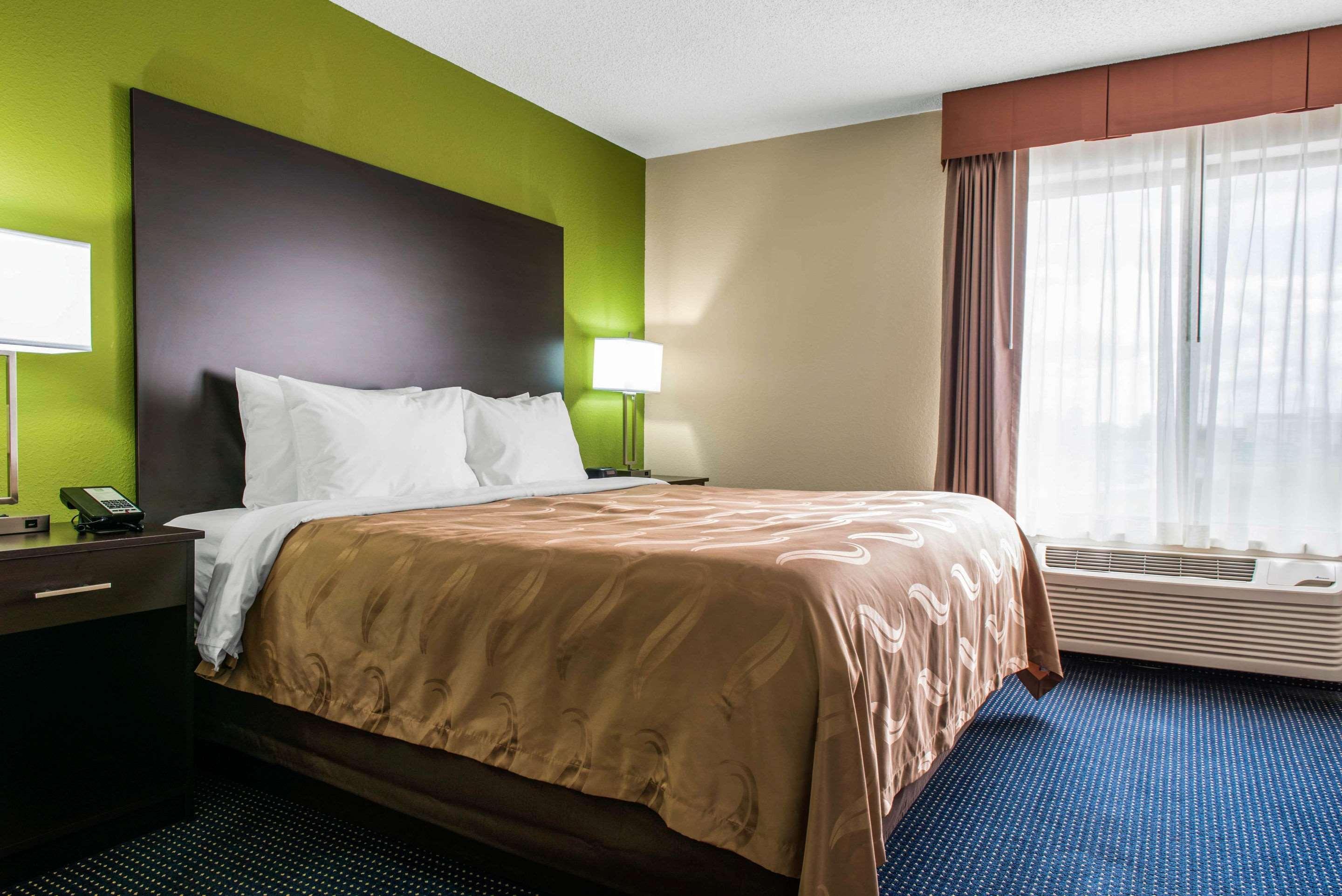 Quality Inn & Suites Anderson I-69 Exterior foto